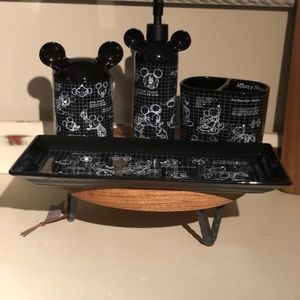 Mickey Mouse Sketchbook bathroom set (Disney)